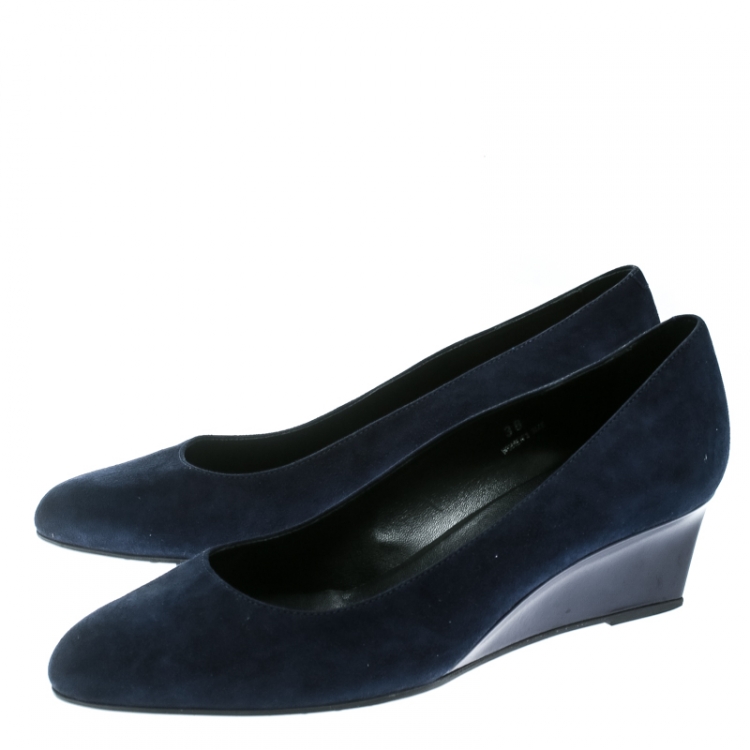 Pre Owned Tod's Oxford Blue Suede Wedge Pumps Size 38