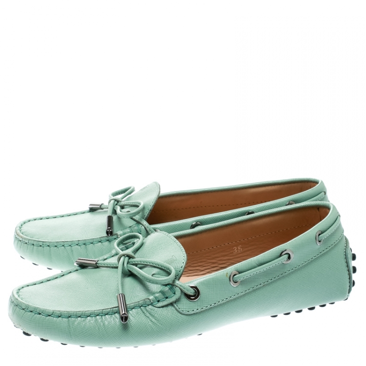Pre Owned Tod's Green Leather Bow Loafers Size 36