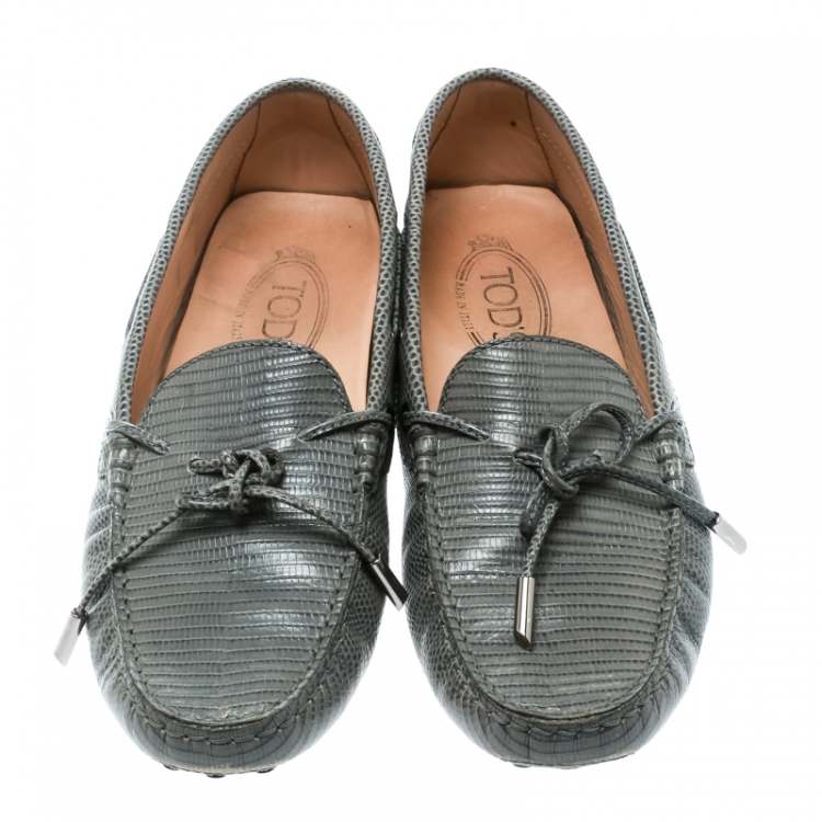 Pre Owned Tod's Grey Lizard Embossed Leather Bow Loafers Size 39