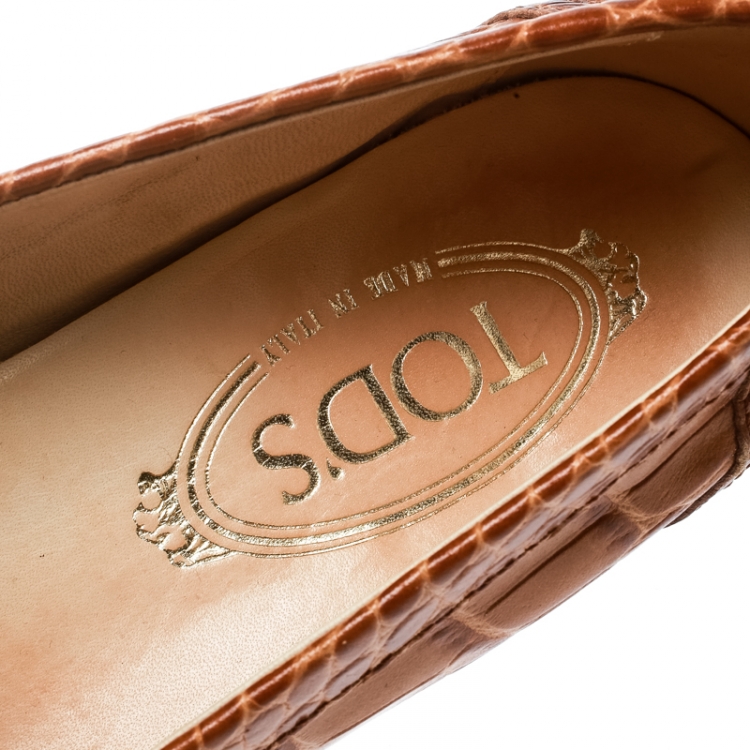 Pre Owned Tod's Brown Embossed Croc Leather Loafers Size 39