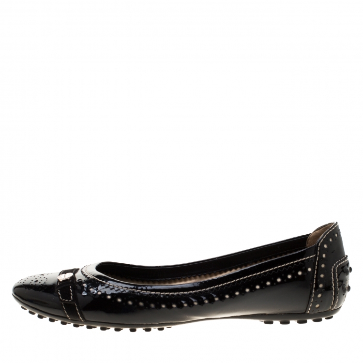 Pre Owned Tod's Black Patent Brogue Leather Suede Trim Ballet Flats Size 36.5