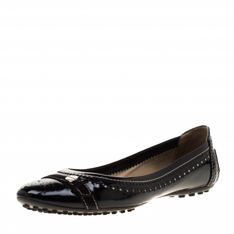 Pre Owned Tod's Black Patent Brogue Leather Suede Trim Ballet Flats Size 36.5