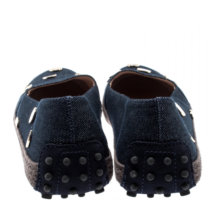 مملوكة مسبقًا Tod's Dark Wash Denim Studded Espadrille Flats Size 37