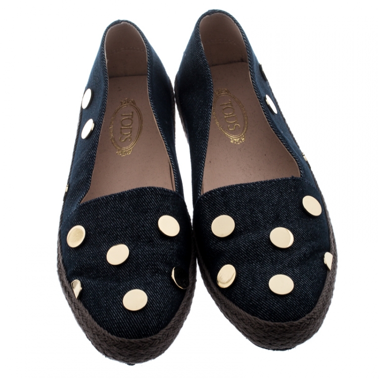 مملوكة مسبقًا Tod's Dark Wash Denim Studded Espadrille Flats Size 37