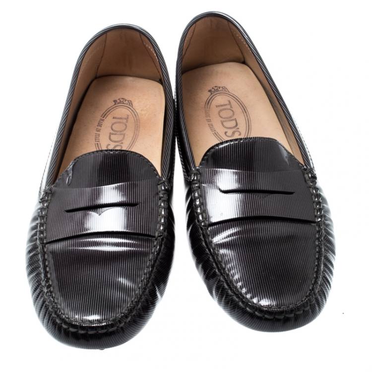 Pre Owned Tod’s Grey/Black Textured Patent Leather Penny Loafers Size 39.5