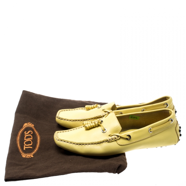 مملوكة مسبقًا Tod's Yellow Leather Tassel Detail Loafers Size 36