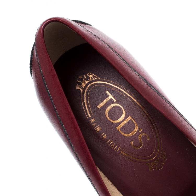 Pre Owned Tod's Burgundy Leather Buckled Loafer Pumps Size 37.5