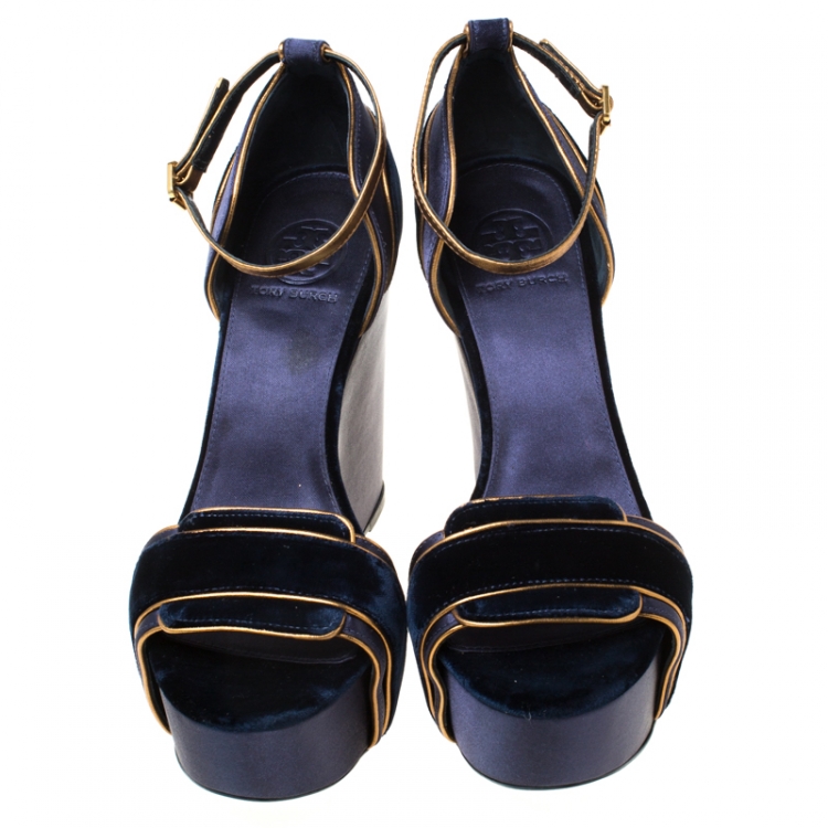 Pre Owned Tory Burch Navy Blue/Gold Velvet and Satin Alexia Wedge Sandals Size 42.5
