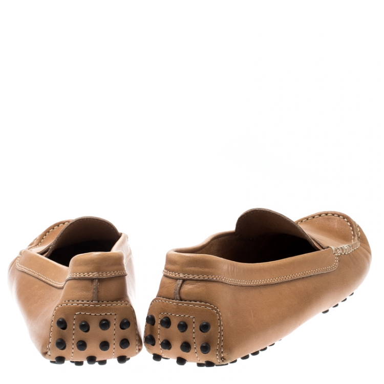 Pre Owned Tod's Tan Leather Gommino Driver Loafers Size 39