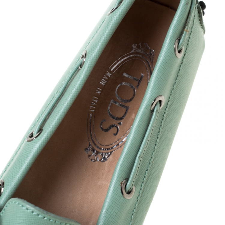 Pre Owned Tod's Mint Green Leather Bow Loafers Size 37.5