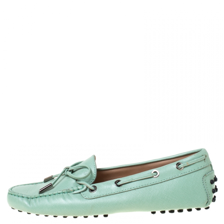 Pre Owned Tod's Mint Green Leather Bow Loafers Size 37.5