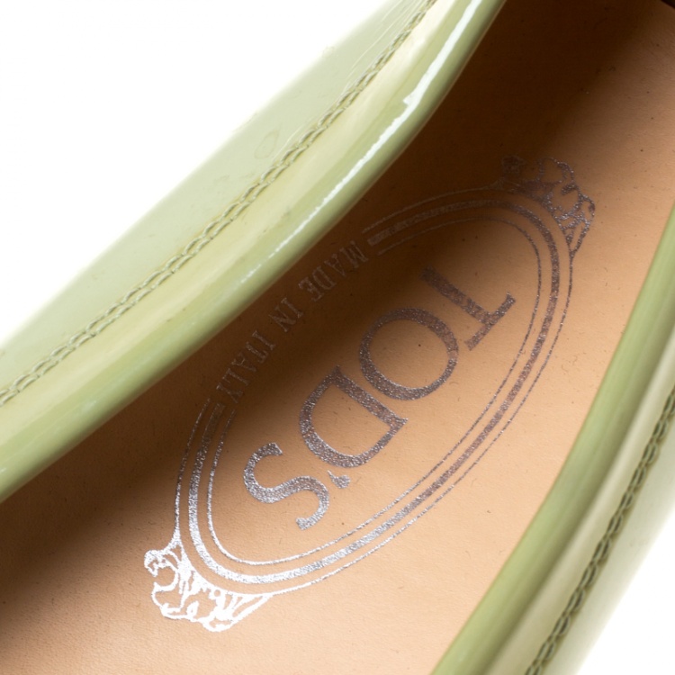 Pre Owned Tod's Light Green Patent Leather Loafers Size 38