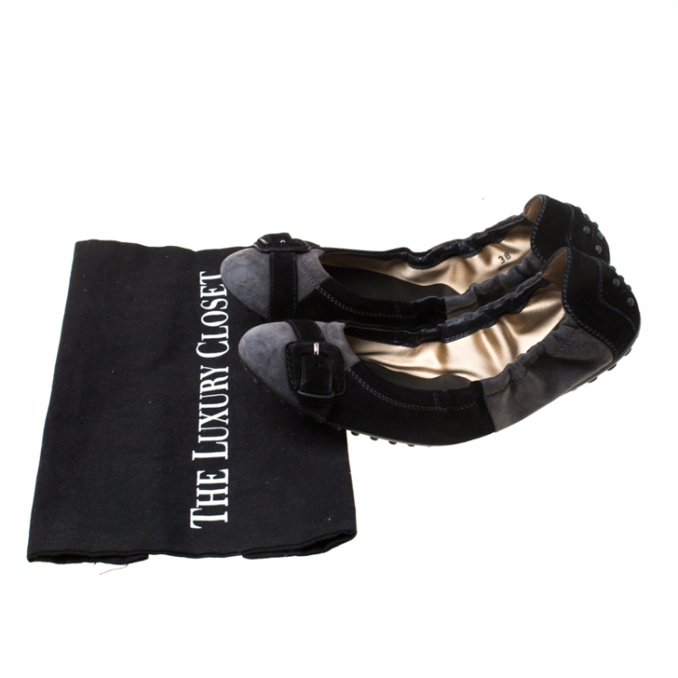 Pre Owned Tod's Black/Grey Suede Buckle Scrunch Ballerina Flats Size 38
