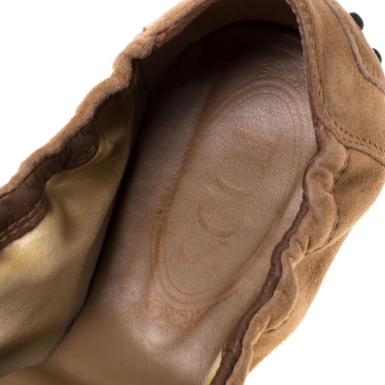 Pre Owned Tod's Brown Suede Leather Scrunch Ballet Flats Size 38.5