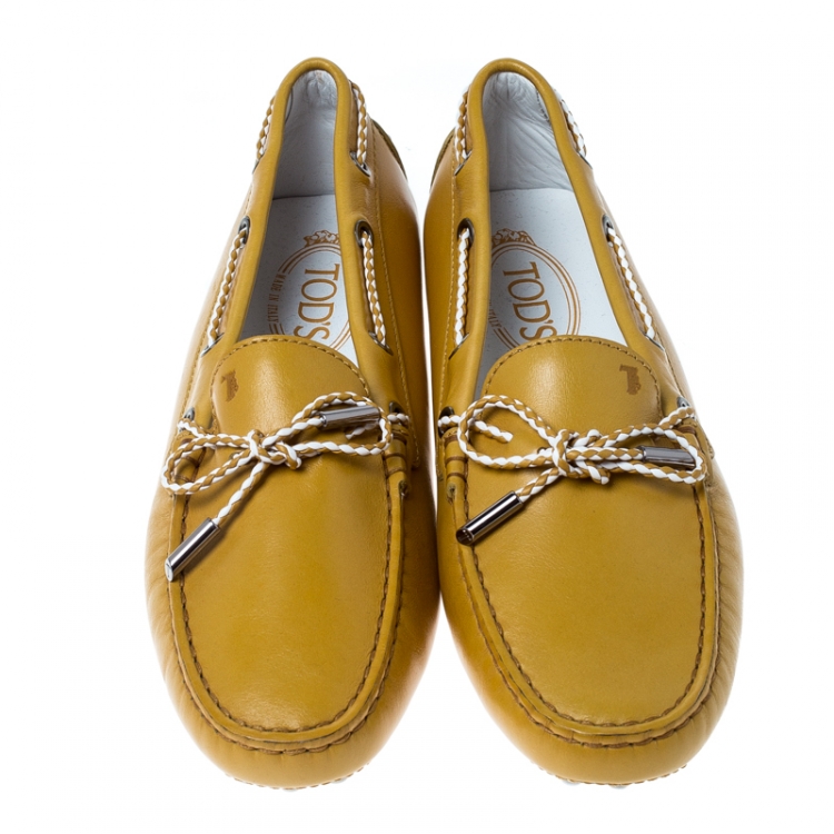 Pre Owned Tod's Mustard Leather Bow Gommino Loafers Size 38.5