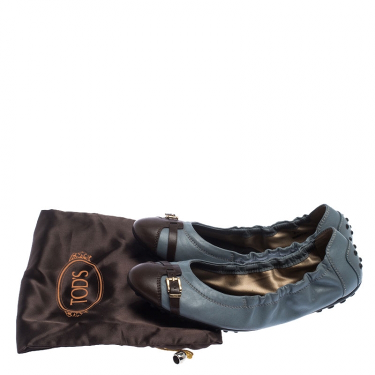 Pre Owned Tod's Ash Blue and Brown Leather Cap Toe Buckle Detail Scrunch Ballet Flats Size 37