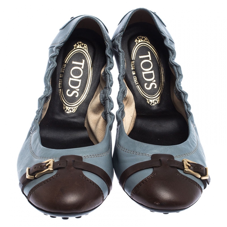Pre Owned Tod's Ash Blue and Brown Leather Cap Toe Buckle Detail Scrunch Ballet Flats Size 37
