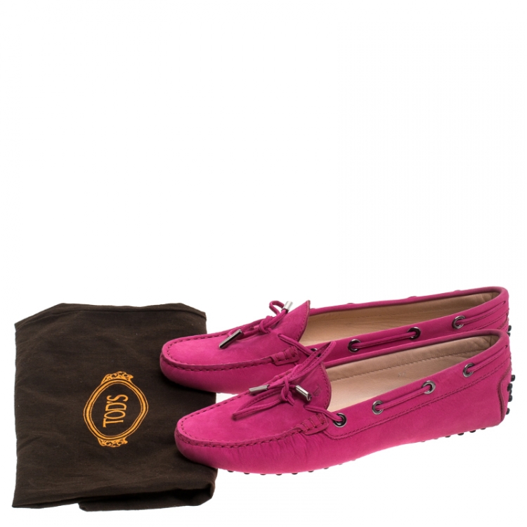 Pre Owned Tod's Pink Suede Leather Gommino Bow Loafers Size 36