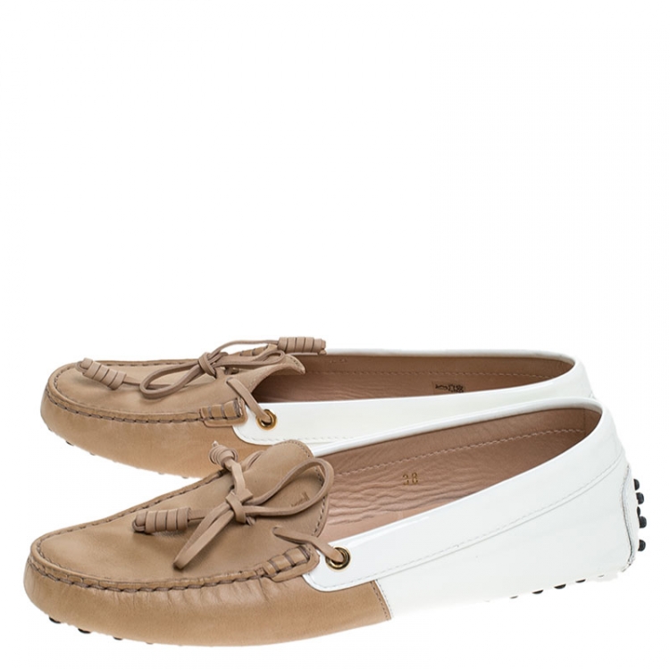 Pre Owned Tod's Two Tone Patent Leather Bow Slip On Loafers Size 38