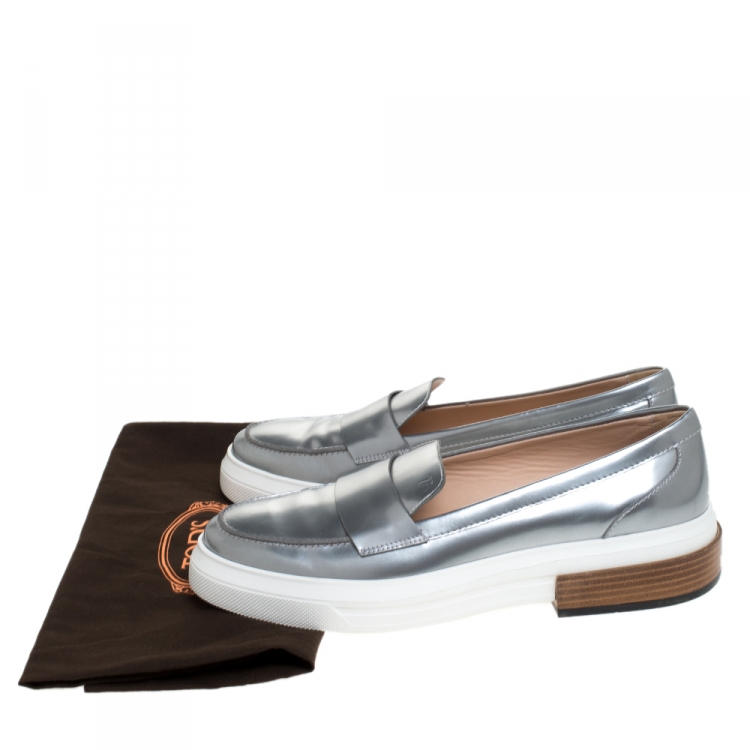 Pre Owned Tod's Metallic Silver Leather Slip On Loafer Sneakers Size 40