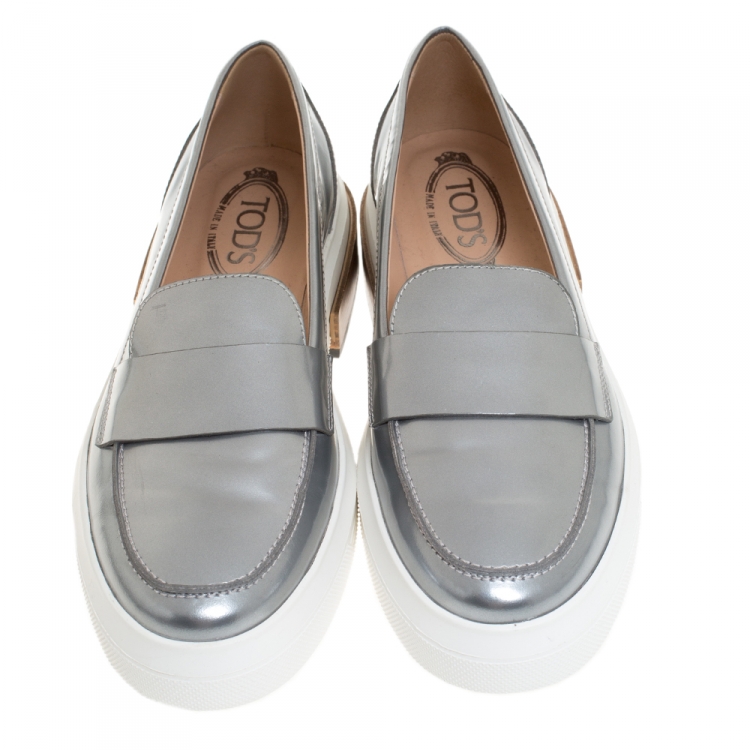 Pre Owned Tod's Metallic Silver Leather Slip On Loafer Sneakers Size 40