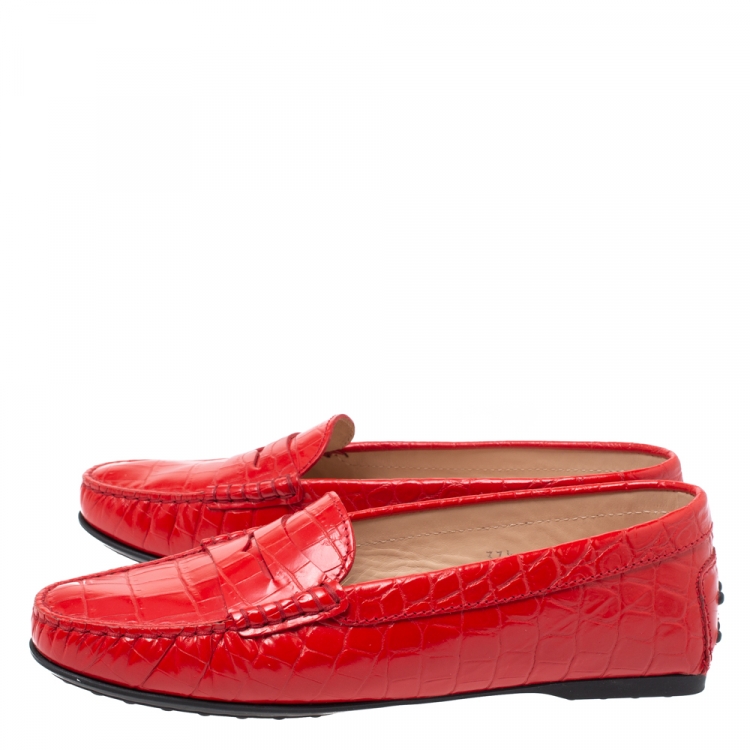 Pre Owned Tod's Red Croc Embossed Leather Penny Slip On Loafers Size 37.5