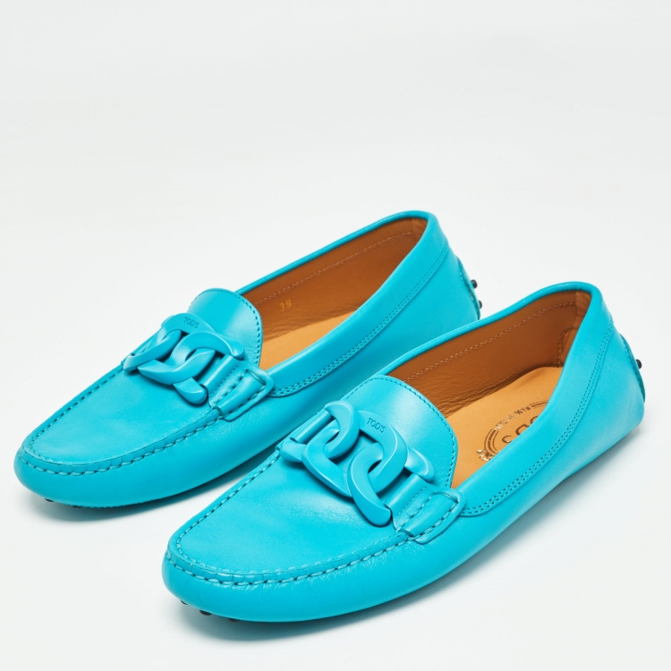 Pre Owned Tod's Blue Leather Chain Detail Slip On Loafers Size 39