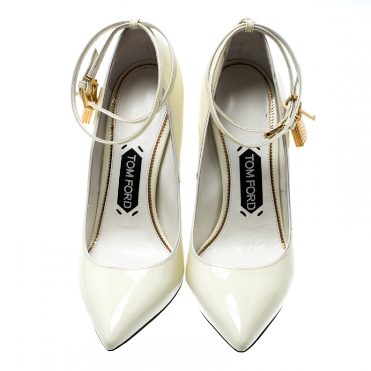 Pre Owned Tom Ford Cream Patent Leather Padlock Ankle Wrap Pointed Toe Pumps Size 38
