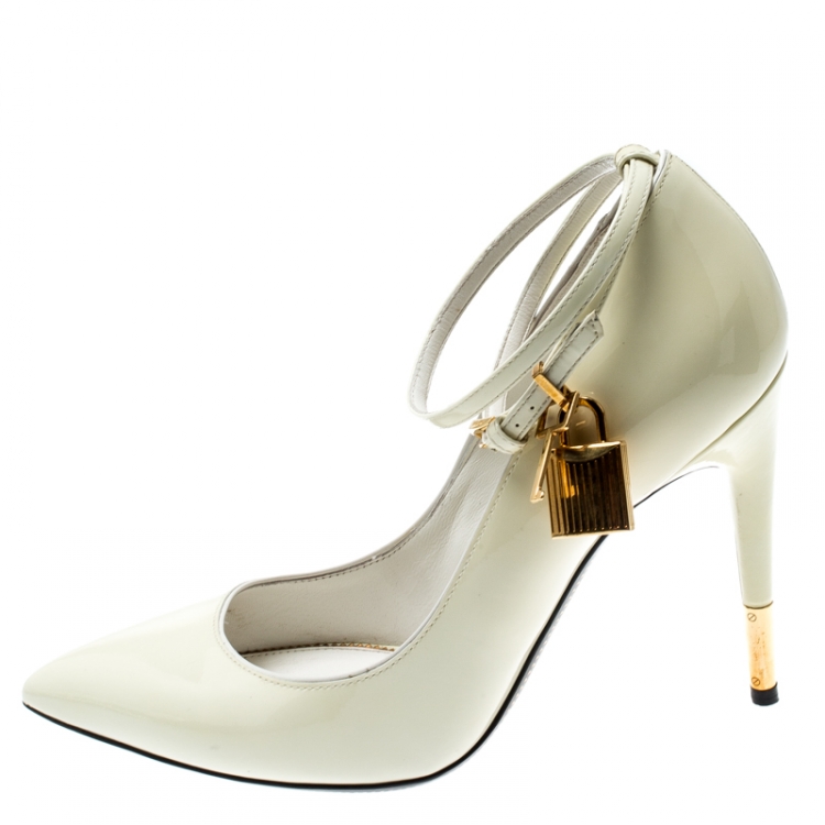 Pre Owned Tom Ford Cream Patent Leather Padlock Ankle Wrap Pointed Toe Pumps Size 38