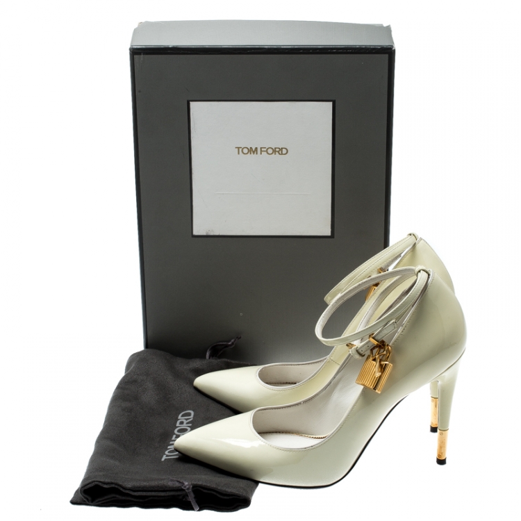 Pre Owned Tom Ford Cream Patent Leather Padlock Ankle Wrap Pointed Toe Pumps Size 38