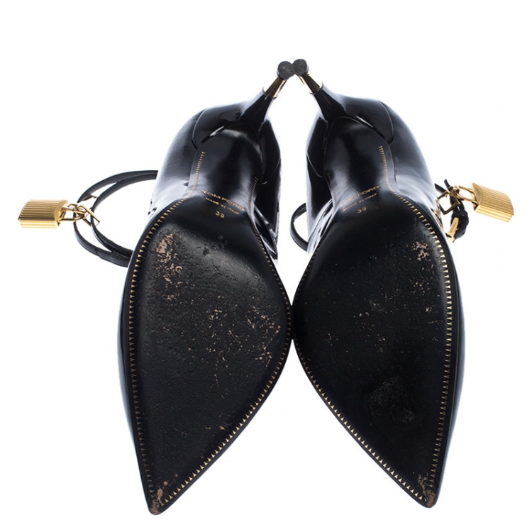Pre Owned Tom Ford Black Patent Leather Padlock Ankle Wrap Pointed Toe Pumps Size 39