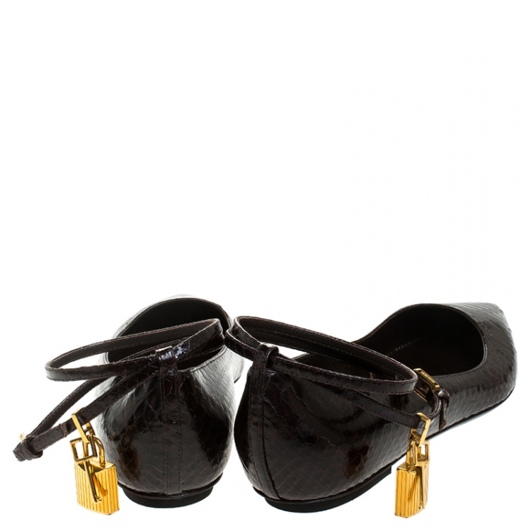 Pre Owned Tom Ford Brown Python Embossed Leather Padlock Ankle Wrap Pointed Toe Flats Size 37