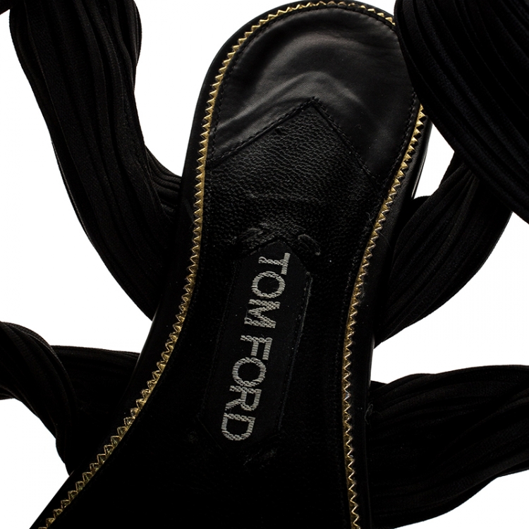 Pre Owned Tom Ford Black Plisse Satin Open Toe Flat Sandals Size 39