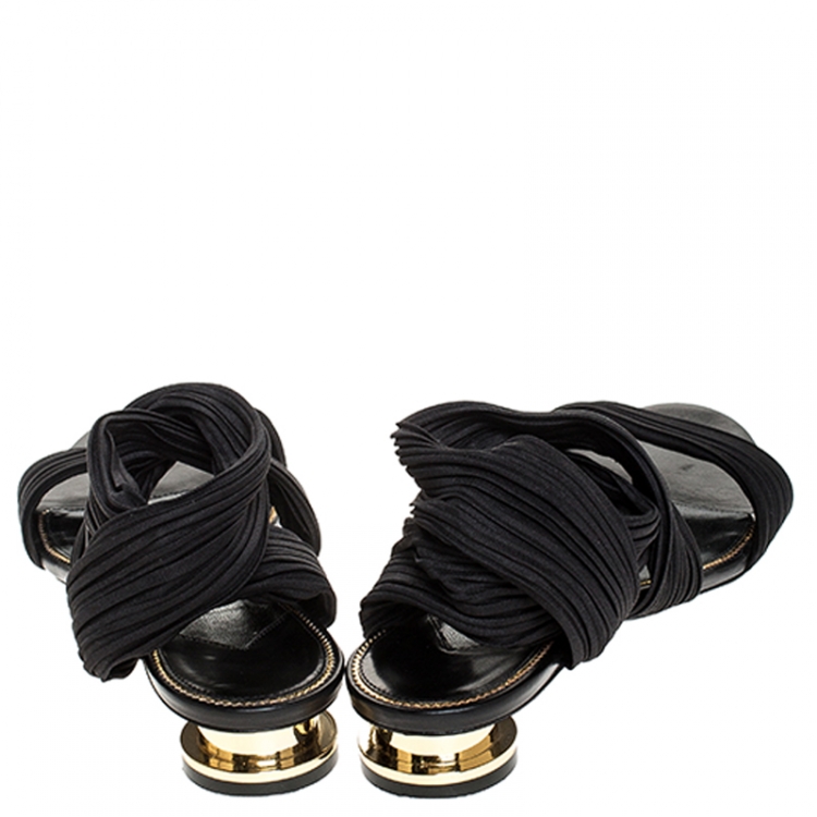 Pre Owned Tom Ford Black Plisse Satin Open Toe Flat Sandals Size 39