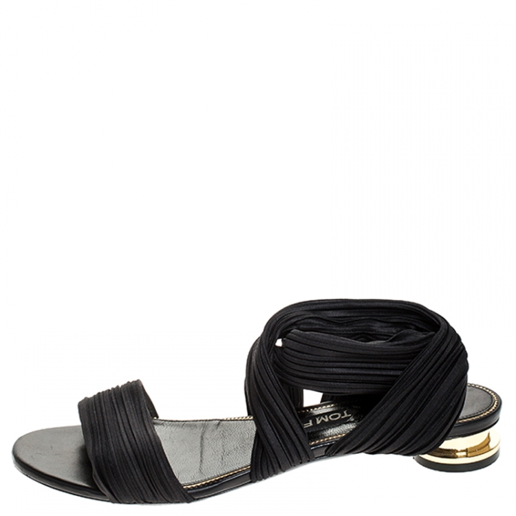Pre Owned Tom Ford Black Plisse Satin Open Toe Flat Sandals Size 39