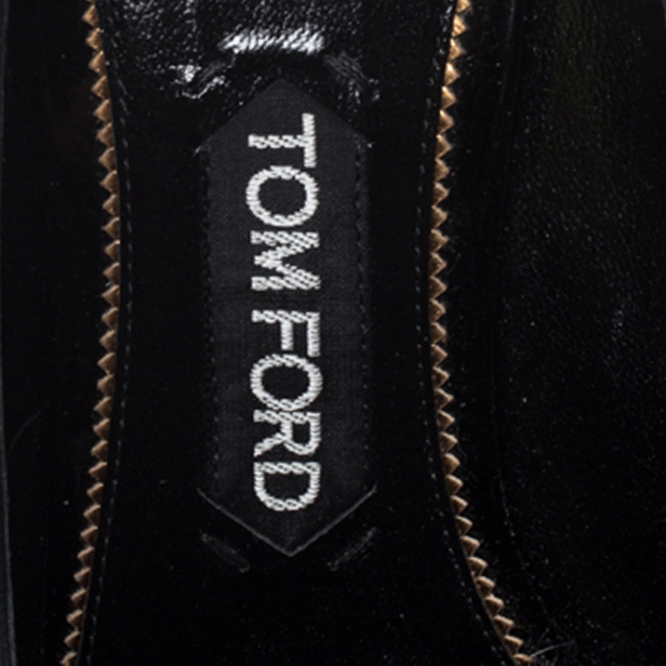Pre Owned Tom Ford Black Patent Leather Padlock Ankle Wrap Pointed Toe Pumps Size 38
