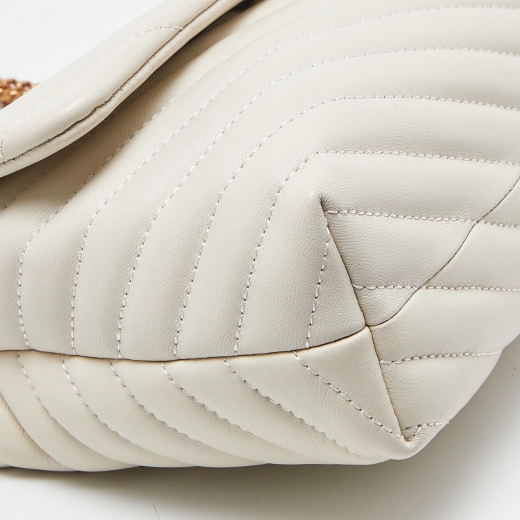 Pre Owned Tory Burch Off White  Chevron Leather Kira Flap Shoulder Bag