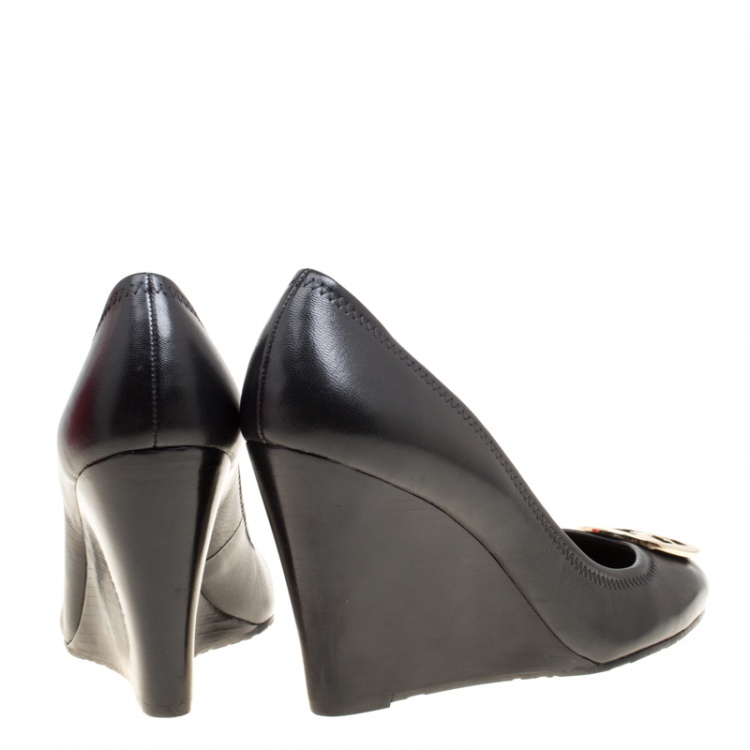Pre Owned Tory Burch Black Leather Sally Wedge Pumps Size 40