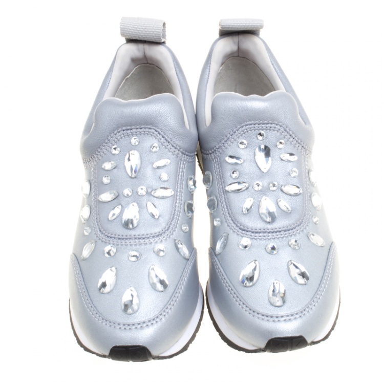 مملوكة مسبقًا Tory Burch Metallic Silver Leather Laney Crystal Embellished Slip On Sneakers Size 36
