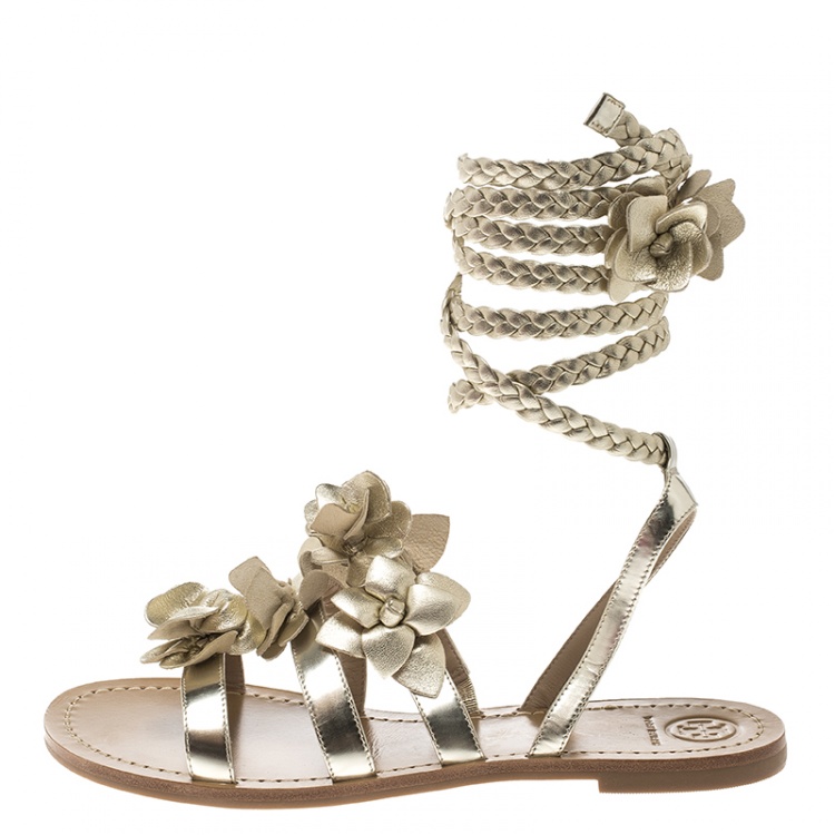Pre Owned Tory Burch Metallic Gold Leather Blossom Floral Embellished Flat Gladiator Sandals Size 38
