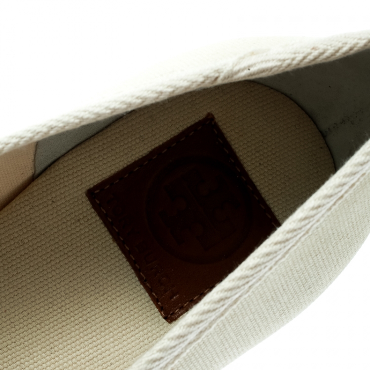 مملوكة مسبقًا Tory Burch Ivory Canvas Jackie Espadrille Wedge Pumps Size 39.5 