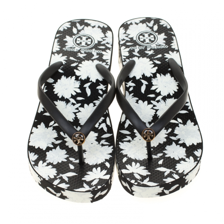 Pre Owned Tory Burch Monochrome Floral Print PVC Thandie Thong Wedge Flip Flops Size 40