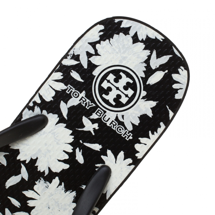 Pre Owned Tory Burch Monochrome Floral Print PVC Thandie Thong Wedge Flip Flops Size 40
