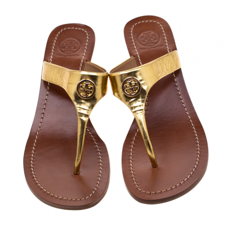 Pre Owned Tory Burch Metallic Gold Leather Cameron Wedge Thong Sandals Size 38
