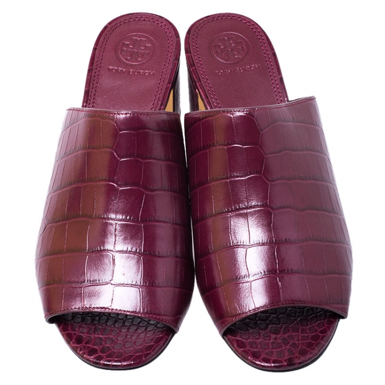 Pre Owned Tory Burch Burgundy Croc Embossed Leather Salinas Peep Toe Sandals Size 37.5