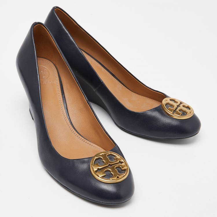 Pre Owned Tory Burch Navy Blue Leather Chelsea Wedge Pumps Size 38