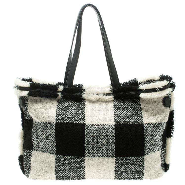 Pre Owned Tory Burch Monochrome Tweed Loonie Tote