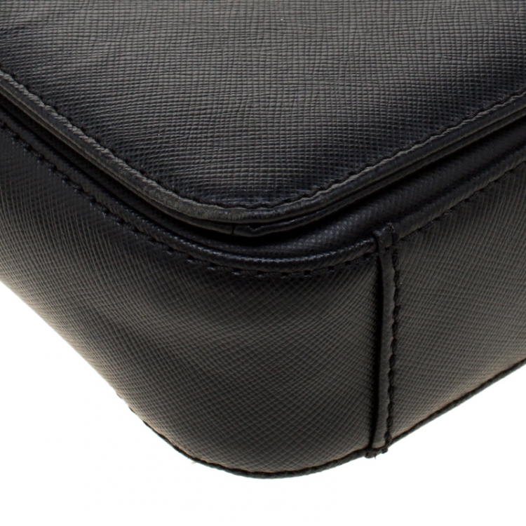 Pre Owned Tory Burch Black Leather Robinson Crossbody Bag