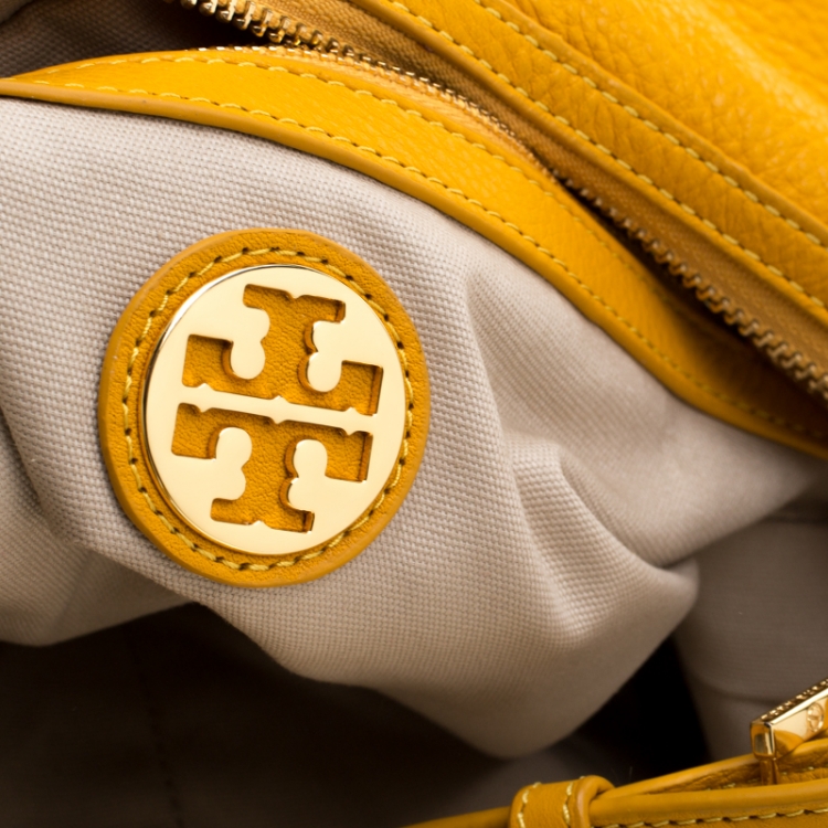 Pre Owned Tory Burch Mustard Leather Amanda  Flat Hobo