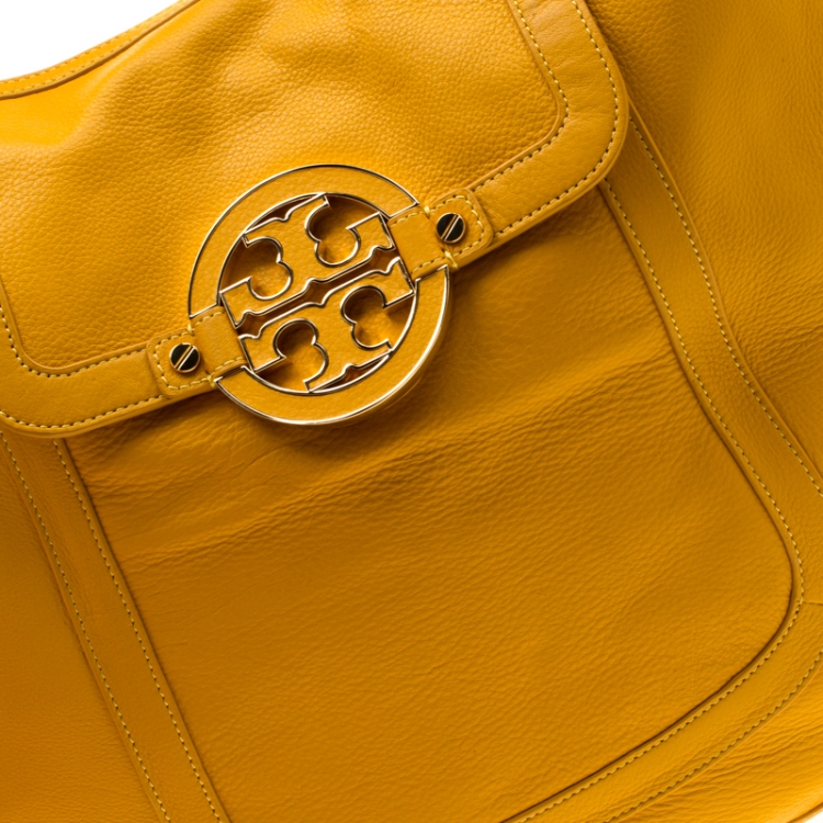Pre Owned Tory Burch Mustard Leather Amanda  Flat Hobo
